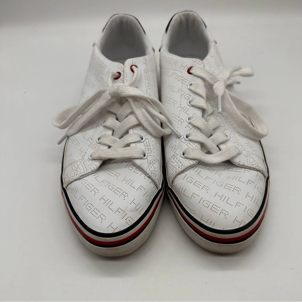 Tommy Hilfiger Falconer Perforated Leather Logo Sneakers 8.5